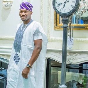 Meet your Posher, Lanre